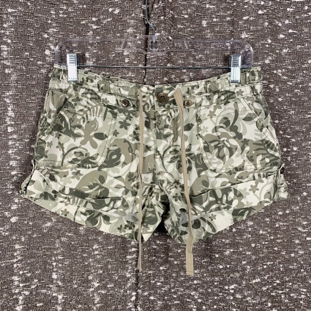 Grane‎ Jeans Camo-Style Floral Low Rise Mini Shorts Tropical Y2K Junior's 7
